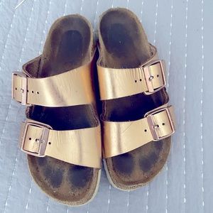 Birkenstock sandals- rose gold!